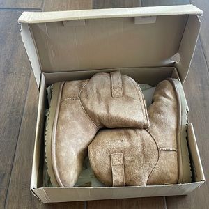 Ugg Remora Buckle Boot